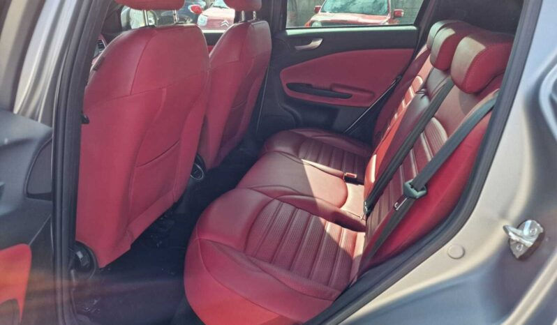 Miniatura: Alfa Romeo Giulietta 2016 7500 euros