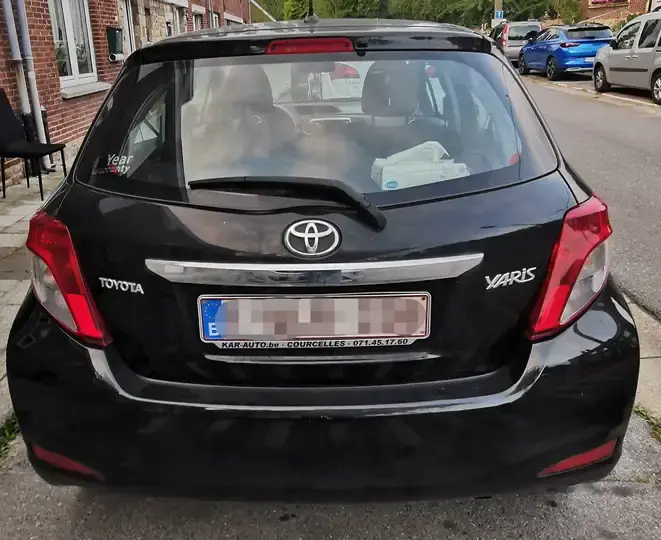 Miniatura: Toyota Yaris 1.4 D-4D Active DPF 1590 euros