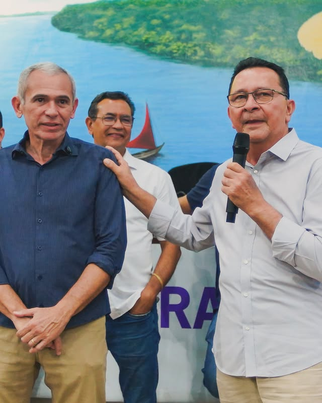 NÉLIO AGUIAR REÚNE LIDERANÇAS, IMPRENSA E POPULAÇÃO EM ENCONTRO MARCADO POR DEMONSTRAÇÕES DE APOIO POLÍTICO EM SANTARÉM