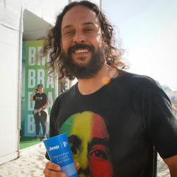 33432933_1948645208479204_52043712373247