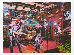 Tin Roof - Nashville