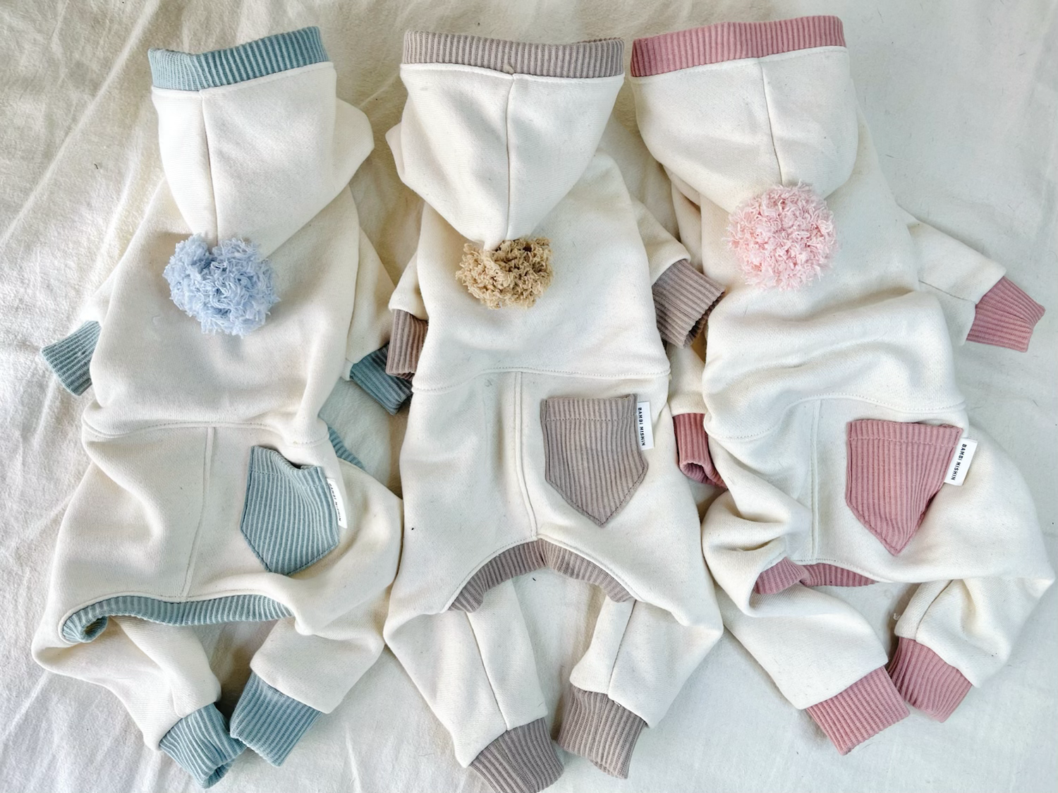 リブポッケのパーカーロンパース【ぽんぽん無しも可】