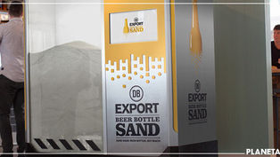 Beer Bottle Sand Machine: reciclando botellas de vidrio para crear sustitutos de arena