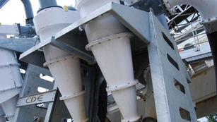 Estimation of Overall Separation Efficiency, Grade Efficiency and Cut-off size for a Cyclone Separator