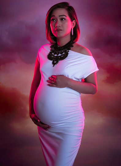 Tarifs photographe de grossesse maternité en studio à Bordeaux