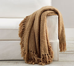 Pottery Barn (US)
Dreamy Handwoven Fringe Throw