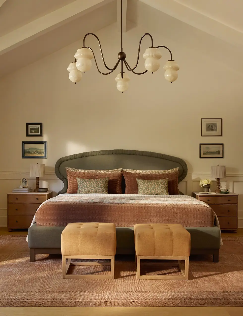 fall bedroom, specific element — layered wool throw / textured headboard / warm vase HomeFindss