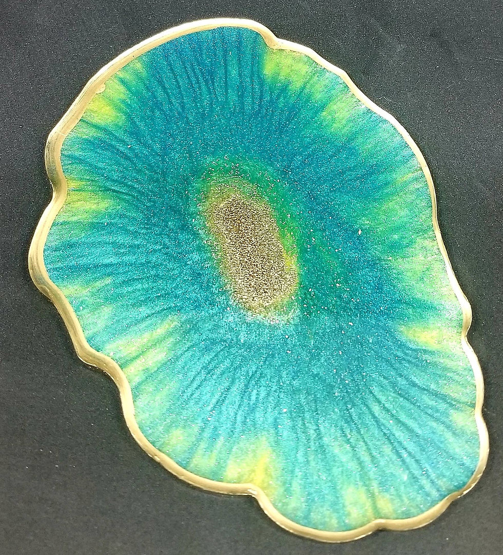 Thumbnail: Geode resin coasters