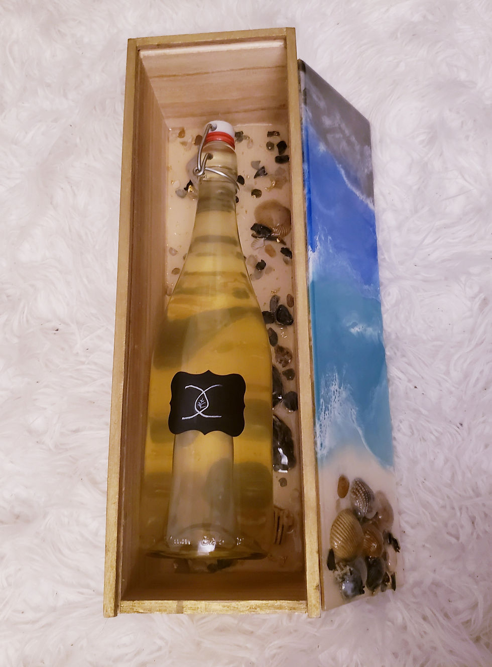 Thumbnail: Beach Gold Resin Box Wine Box