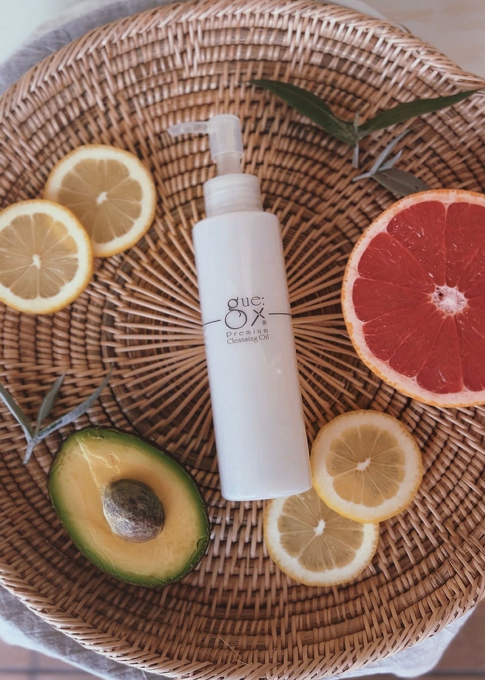 ギュープレミアムクレンジングオイル - Premium Cleansing Oil -