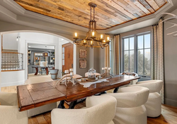 5886 Amber Ridge Drive