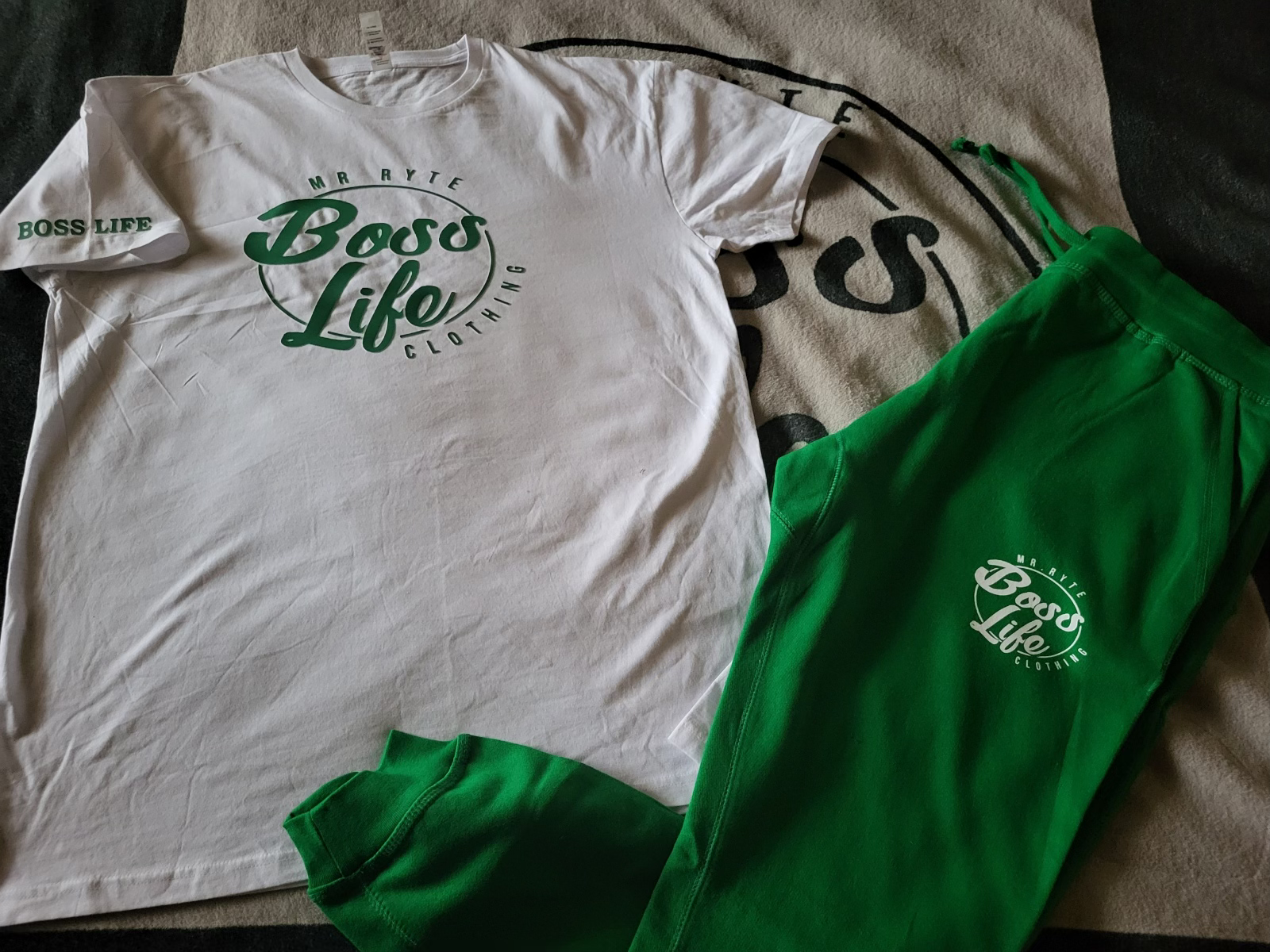 White and Green  Boss Set