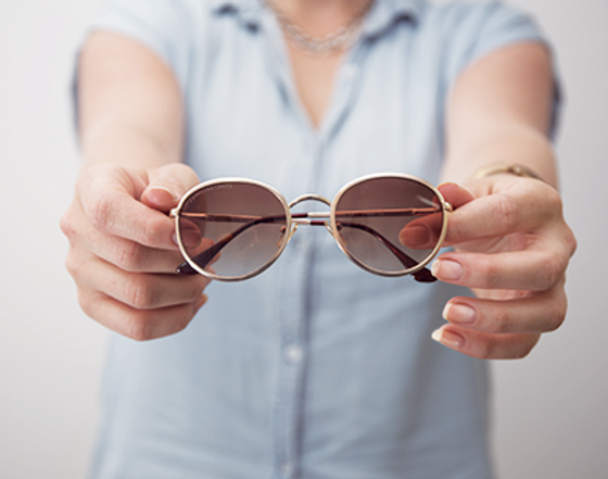 Round-frame sunglasses