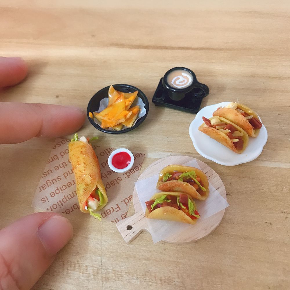 The Hottest Discounts 1/12 Scale Dollhouse Miniature tacos Baking burrito for Blyth OB11 BJD Doll House Kitchen Play Toys Accessories