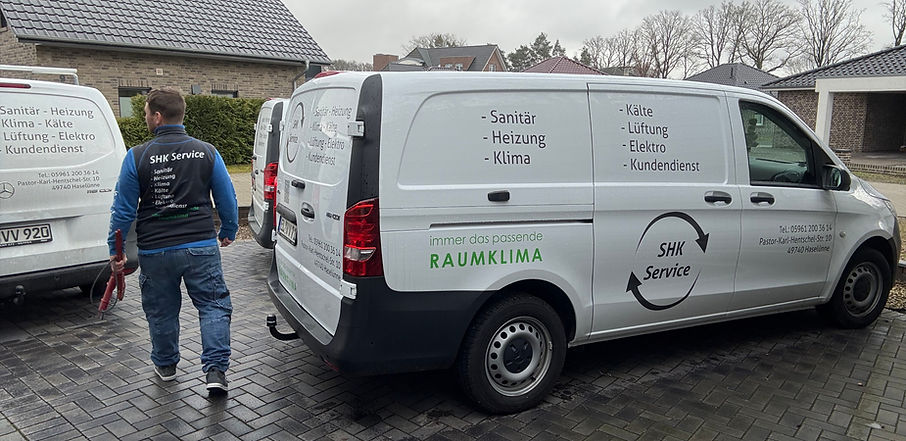 Firmen Fahrzeuge