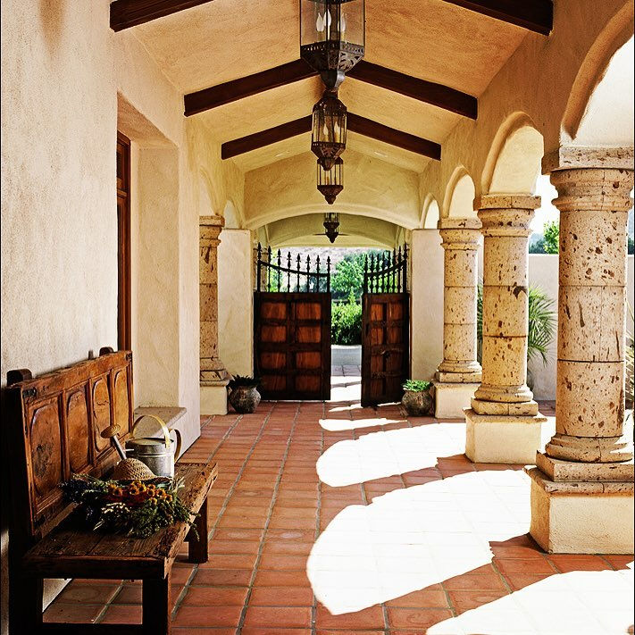 Tuscany style columns