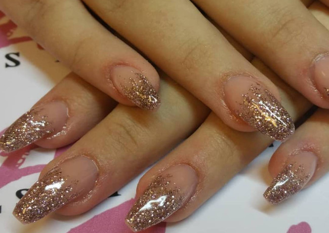 Suzee Nails it Sundbyberg Stockholm