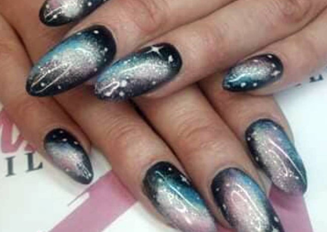 Suzee Nails it Sundbyberg Stockholm