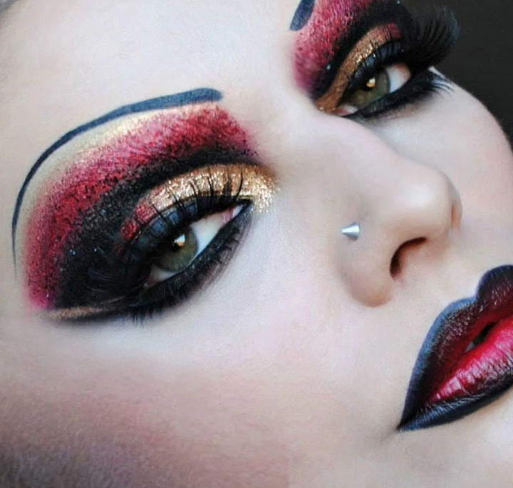 Drag Queen make up