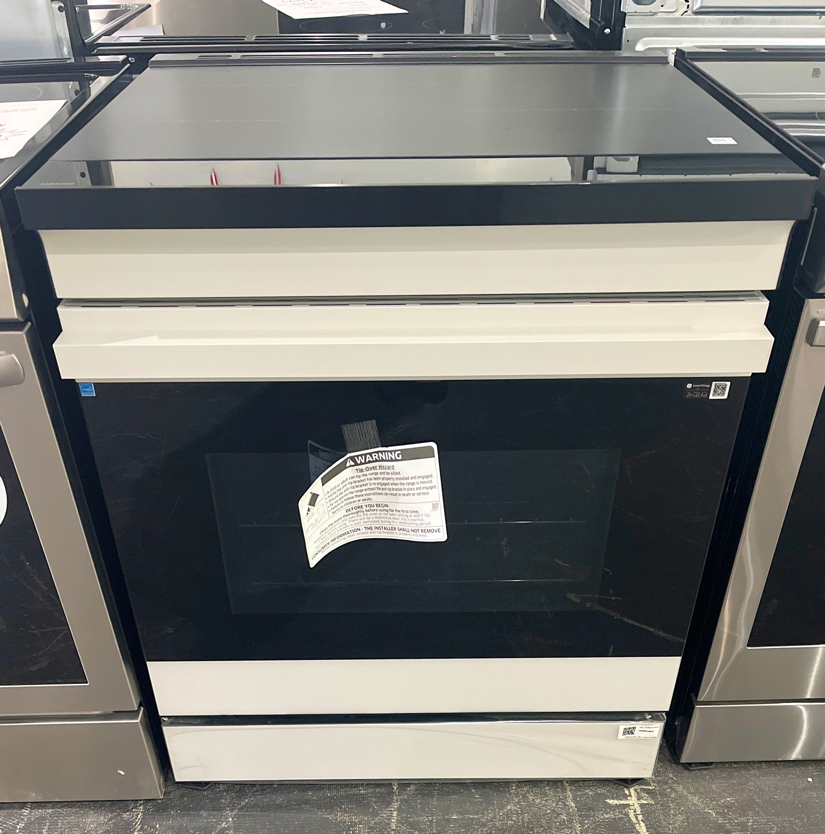 Samsung Bespoke 6.3 cu ft Slide In Induction Range with AirFry