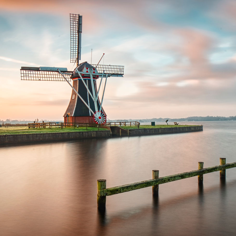 Windmill the Helper Groningen sunset