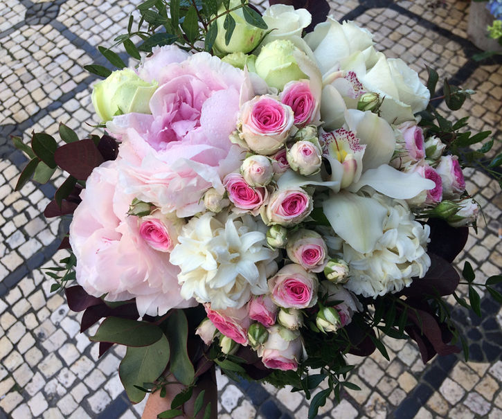 Bouquet noiva orquidea.jpeg