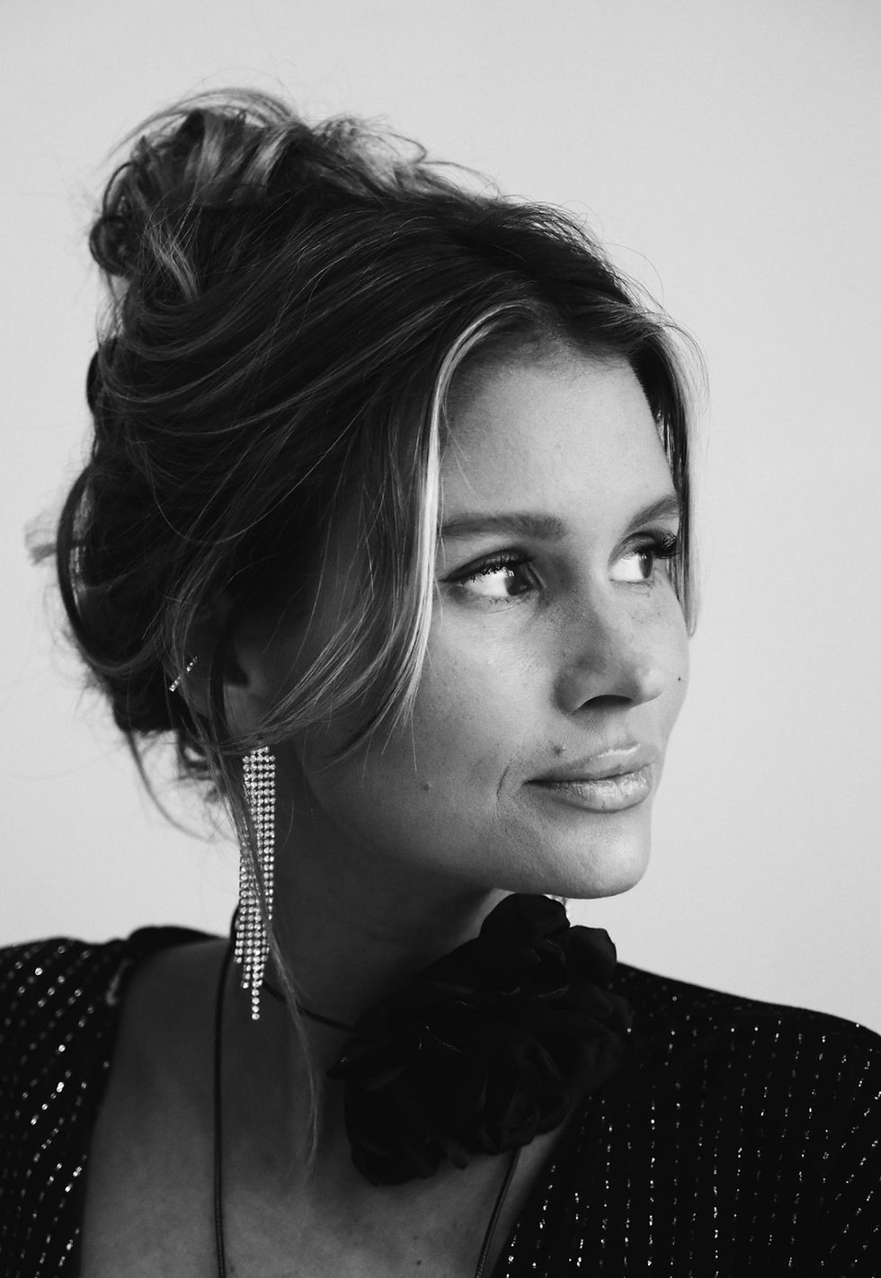 Thumbnail: AXELLE NECKLACE BLACK