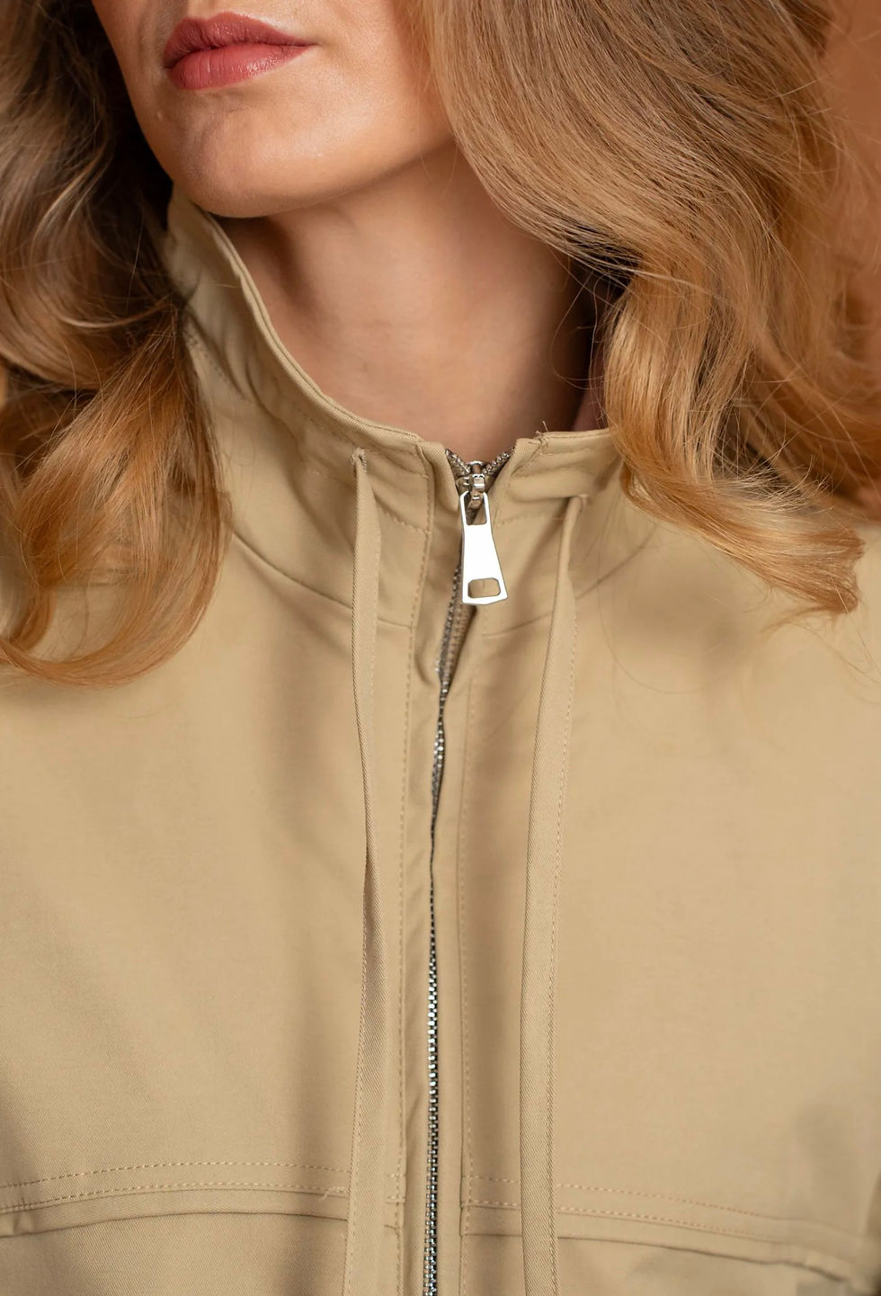 Thumbnail: CHLOE TRENCH JACKET BEIGE 