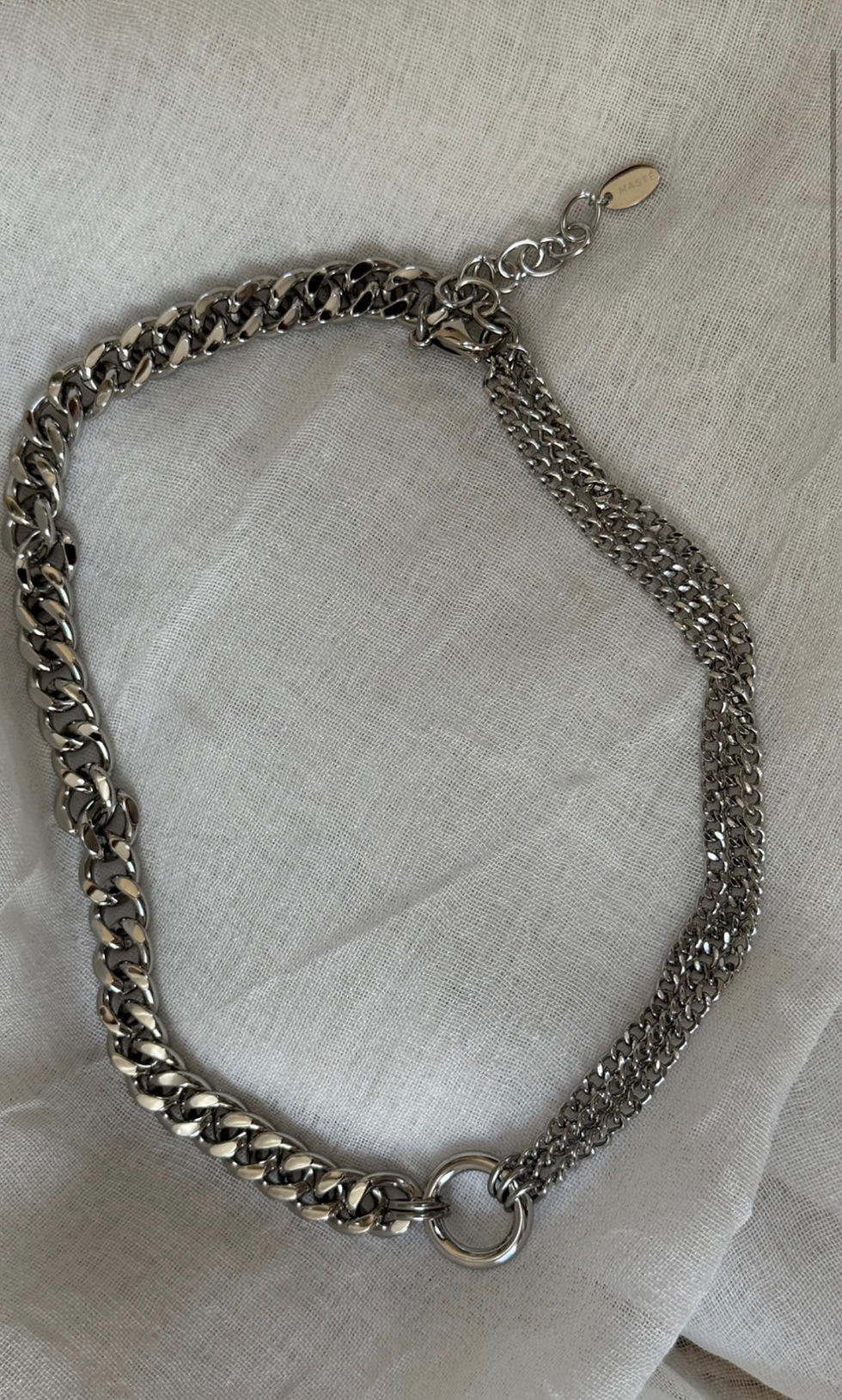 Thumbnail: JOELLE NECKLACE SILVER 