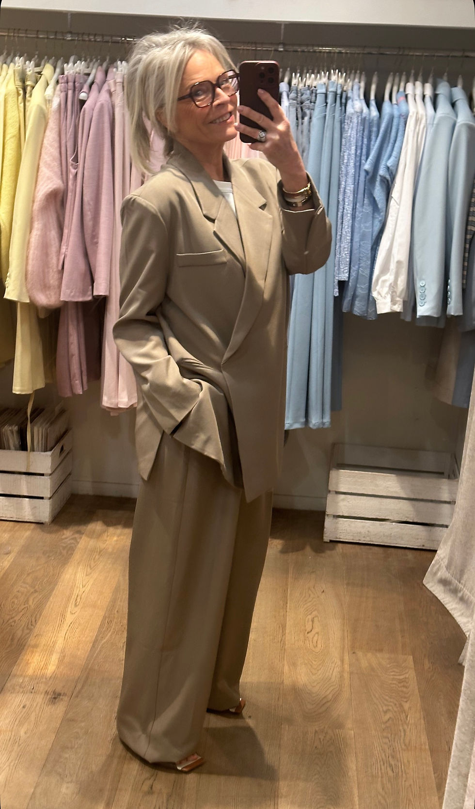 Thumbnail: RUBY OVERSIZED BLAZER TAUPE W24763