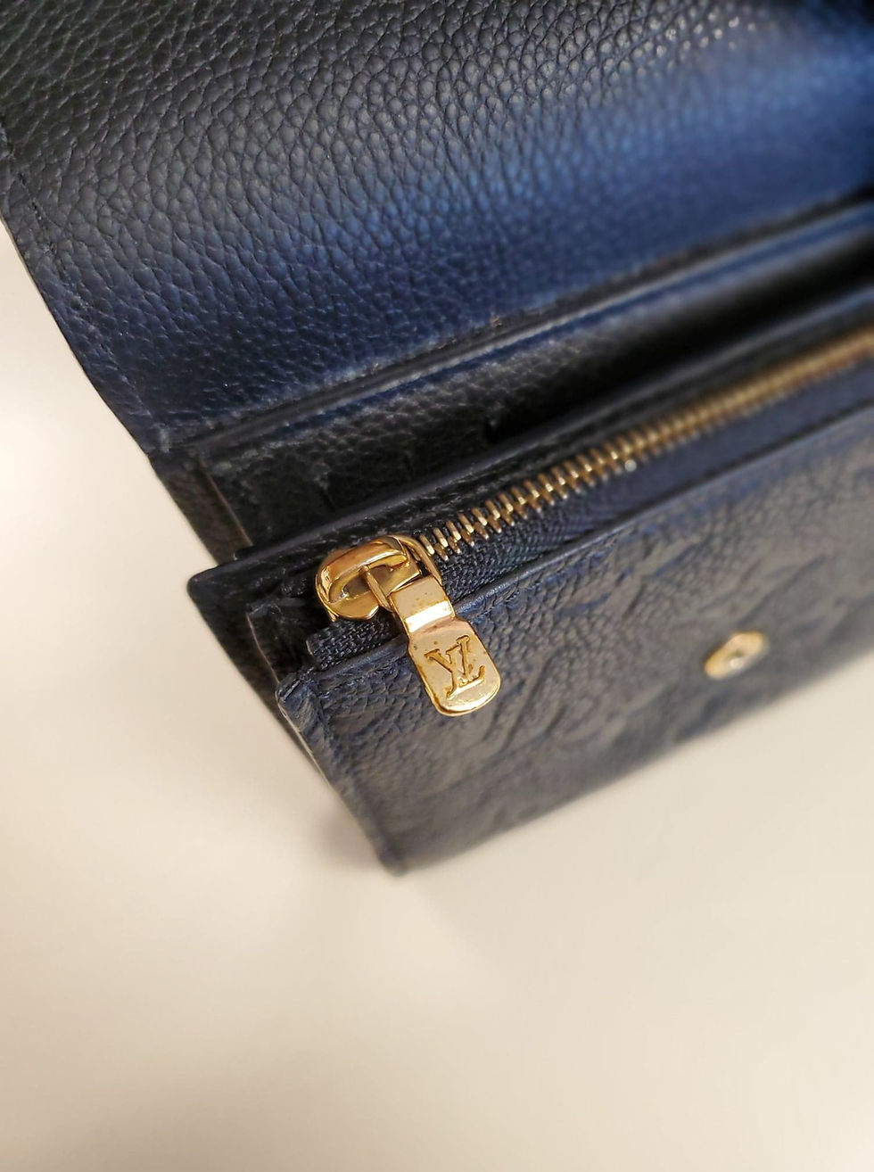 Thumbnail: Louis Vuitton Empreinte Ariane Wallet