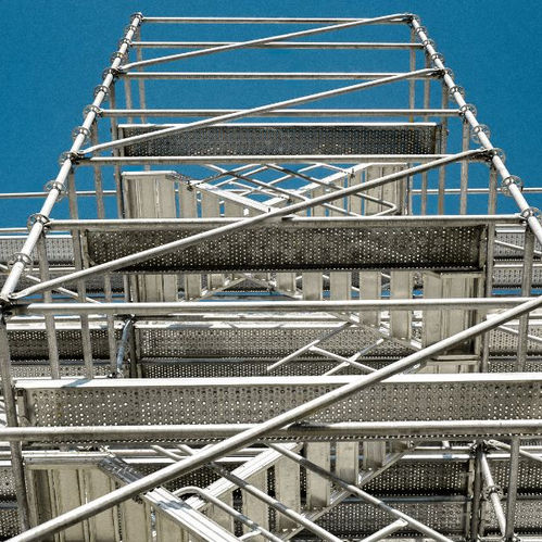 Andaime para Construções Verticais: Saiba Qual Tipo Escolher