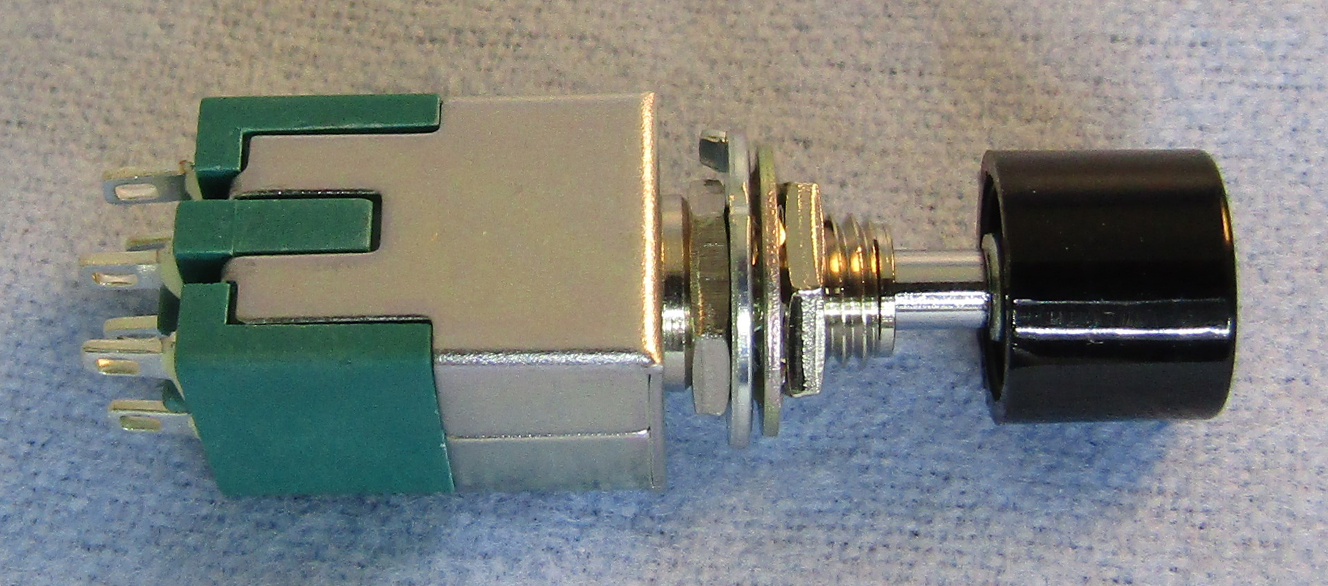Mini Pushbutton