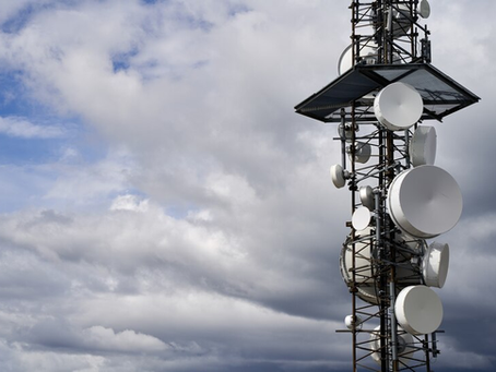 Internet de las Cosas (IoT) en las Telecomunicaciones: Mejorando la Conectividad y el Servicio al Cliente