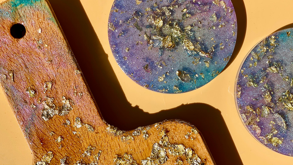 Goodna Studio - Learn to make a resin mini board with matching coasters!