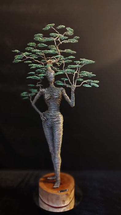 “Encanto de la naturaleza” -  wire sculpture - O. Rivera