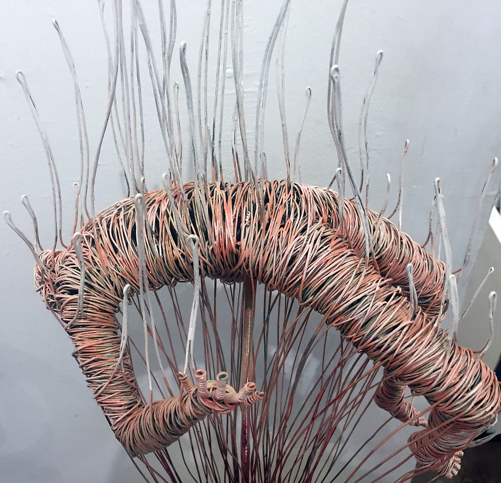 Miniatura: "Hombre en llamas" Wire Sculpture - O. Rivera