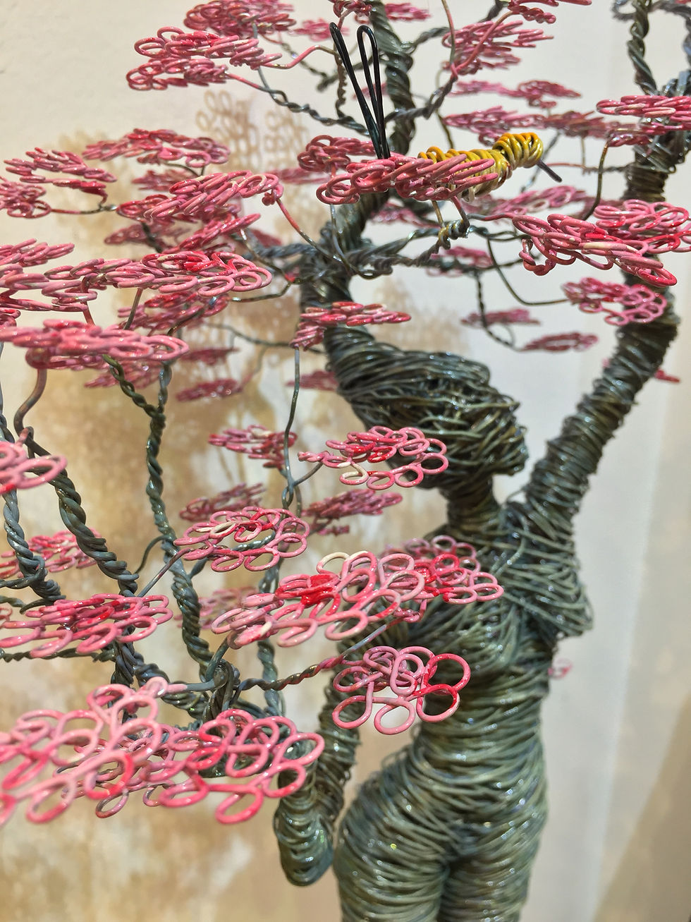 Miniatura: "Cerezo Encantado" Wire Sculpture - O. Rivera
