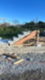 Self-Supporting Precast Concrete Staircase