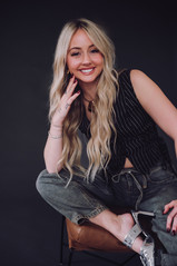 Visual content for beauty entrepreneurs captured in Stewart & Co.’s Carmel studio, highlighting personal brand and personality.
