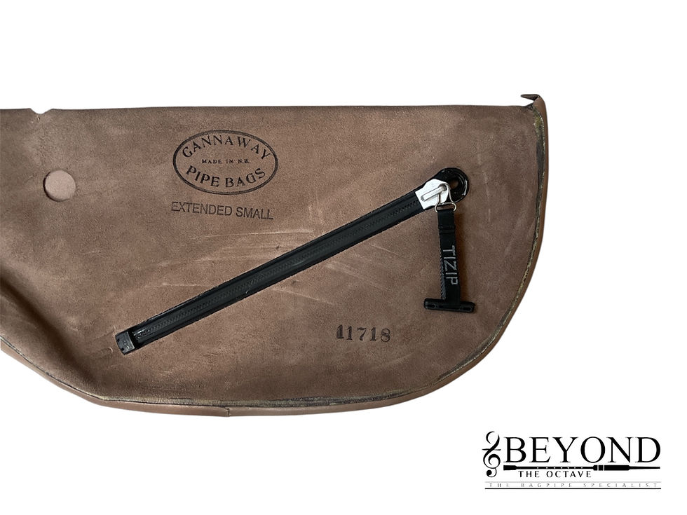 Thumbnail: Gannaway Pipe Bag (No Collar)