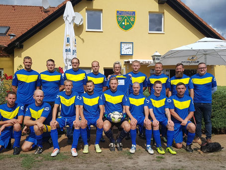 1. Mannschaft holt Punkt; Ü35 kassiert erste Niederlage; 2. Mannschaft mit derber Klatsche