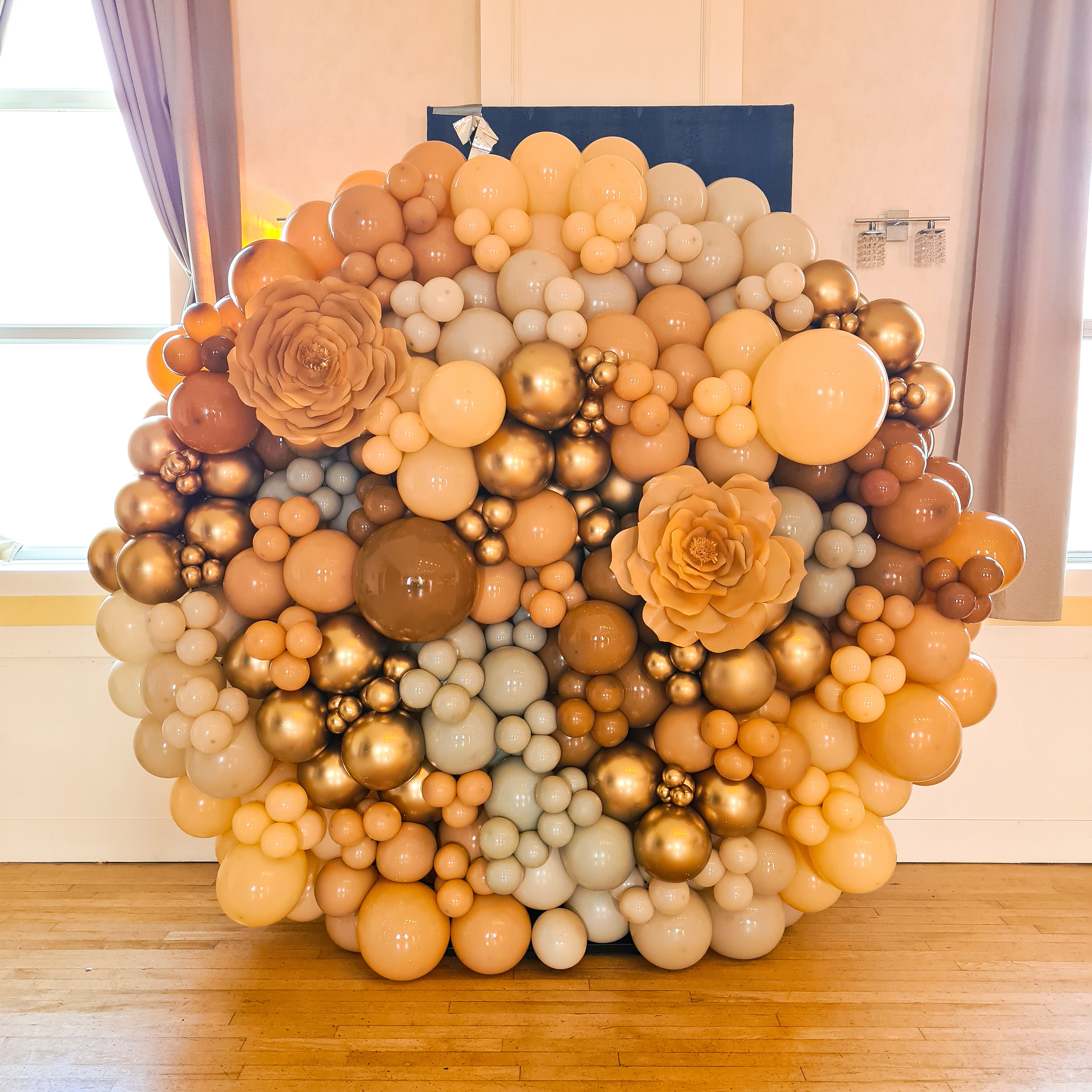 Round Balloon Wall
