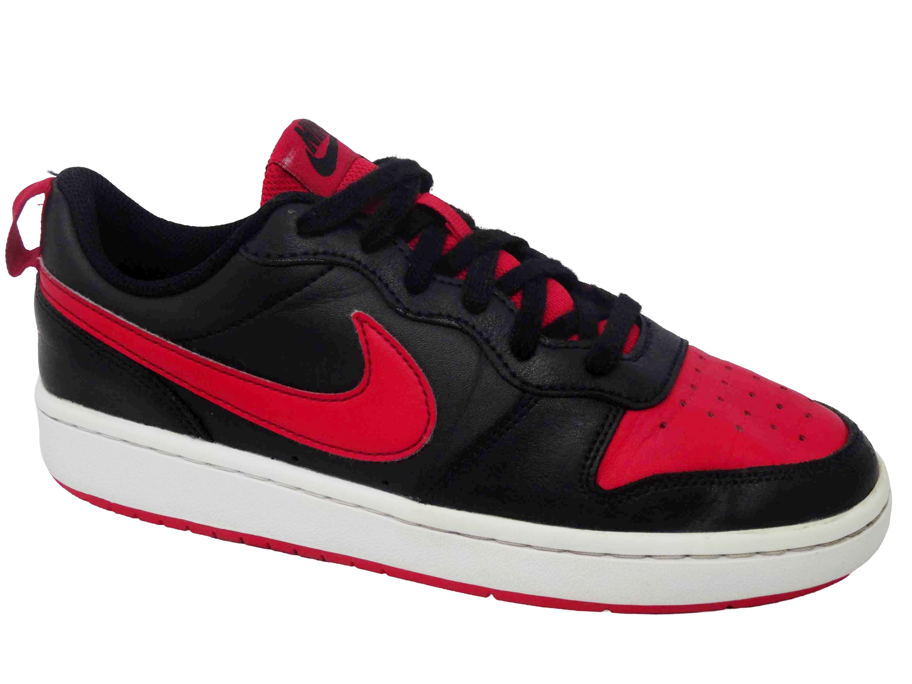 Court Borough - Nike