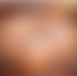 Un piatto di pancake strudel disposti a cerchio