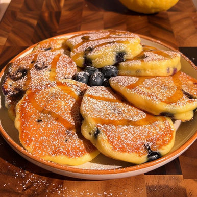 Pancake ai mirtilli e limone. Ricetta di Pancake Eden.
