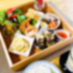 会席弁当