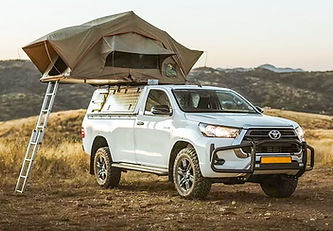 C Africa Toyota Hilux 2.4 single cab with camping rental