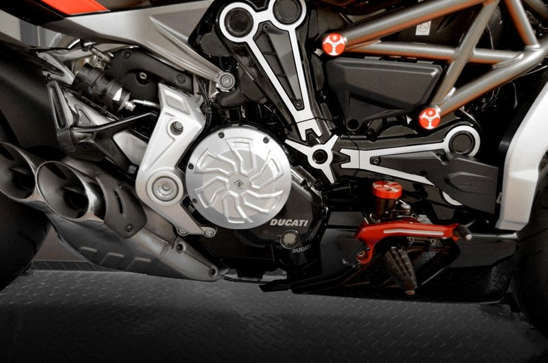 Thumbnail: CCO19 - DIAVEL 1260 COVER FRIZIONE