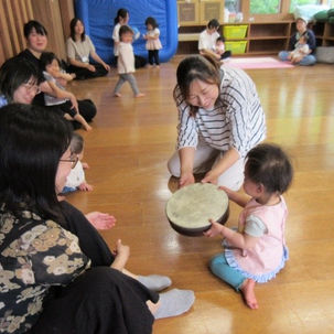 「親子リトミック」